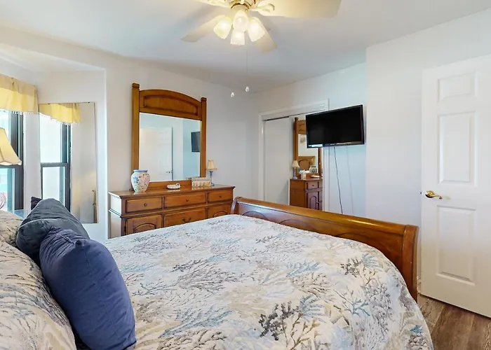 Apartment Gulfside Townhomes 6 *