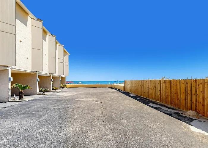 Apartment Gulfside Townhomes 6 *