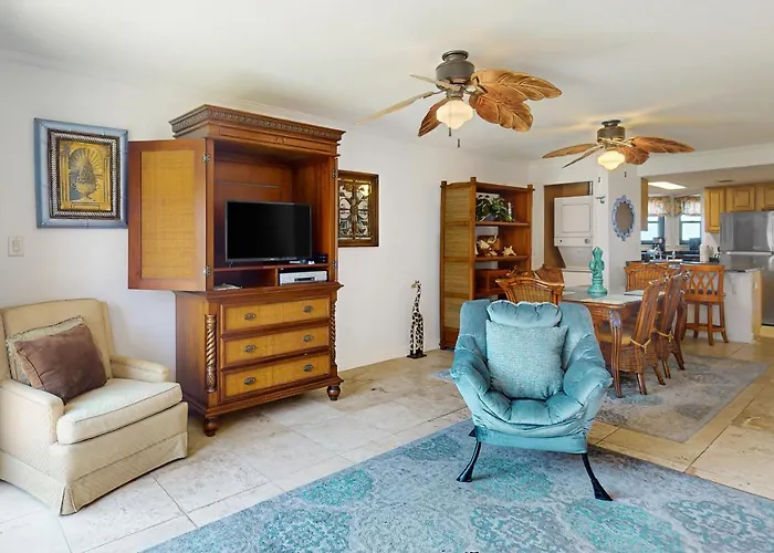 Gulfside Townhomes 6 *